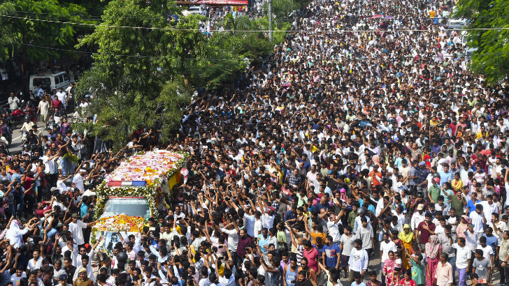 https://www.salarnews.in/public/uploads/images/newsimages/maannewsimage21092025_160836_Web 728x410 (15).png